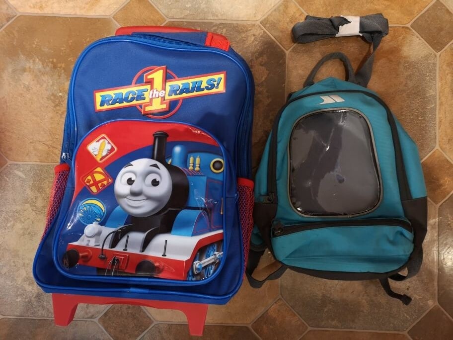 thomas suitcase on wheels
